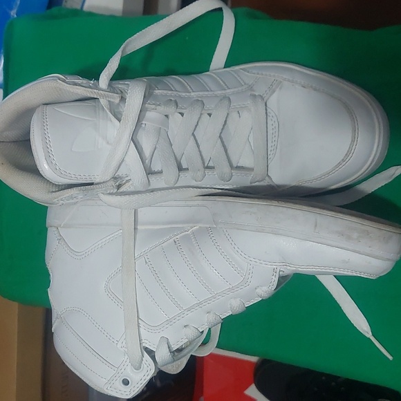 SNEAKER - Picture 4 of 4